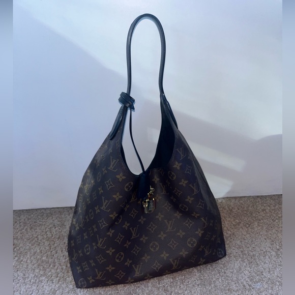 Louis Vuitton Handbags - Louis Vuitton Brown Monogram Tote Bag